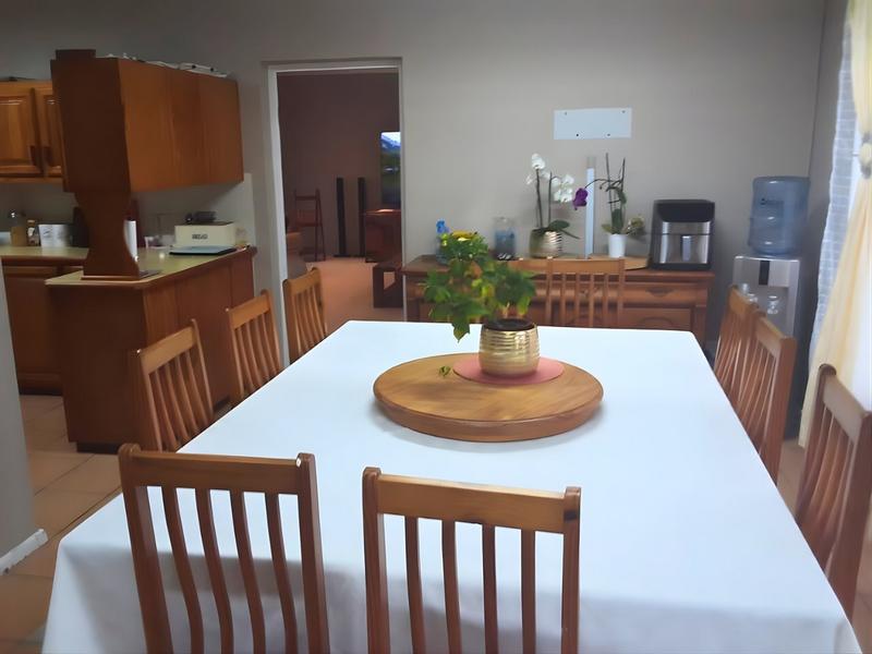 3 Bedroom Property for Sale in Heiderand Western Cape